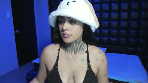 celeste owen18 online show from November 22, 3:16 am