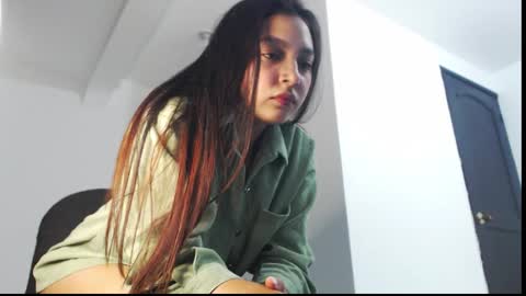 Snapshot of celeste_rivas chatting on November 4, 10:53 pm Celeste online show from November 4, 10:53 pm