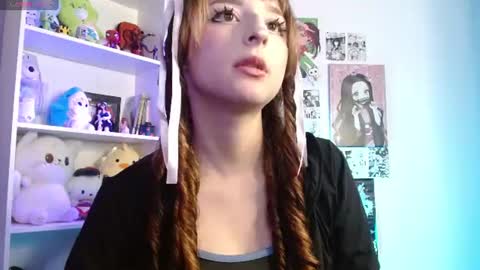 Snapshot of celesteayase chatting on June 24, 12:53 am celesteayase online show from June 24, 12:53 am