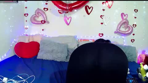 Snapshot of celestehot707rs chatting on February 27, 7:08 am celestehot707rs online show from February 27, 7:08 am