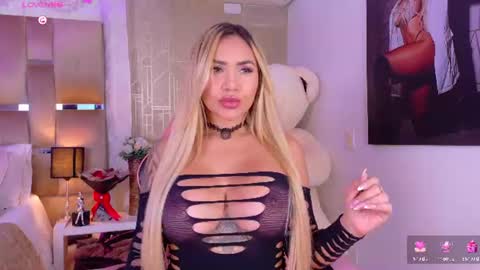 Snapshot of celestemiilani chatting on July 15, 8:14 pm online show from July 15, 8:14 pm