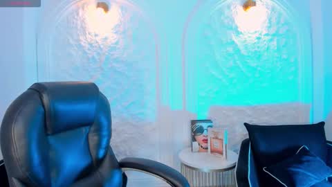 Snapshot of celestemoonx1 chatting on February 9, 5:00 am Celeste Moon online show from February 9, 5:00 am