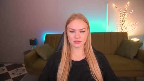 celestenoirr online show from September 18, 6:37 am