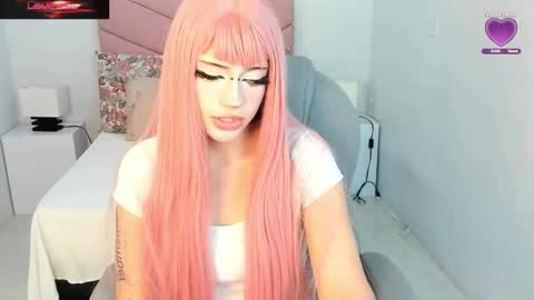 Snapshot of celestica_rose chatting on December 5, 5:04 am Celestica online show from December 5, 5:04 am