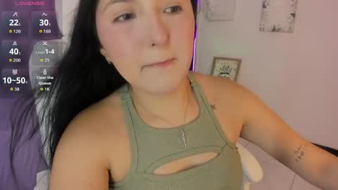 Snapshot of celesttee_21 chatting on May 15, 9:00 pm Celesttee online show from May 15, 9:00 pm