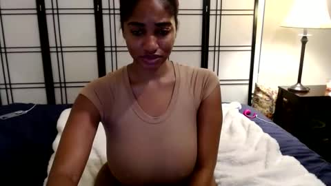 Snapshot of celinecostas chatting on December 16, 7:00 pm Celine Costas online show from December 16, 7:00 pm