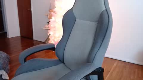 Celine Costas online show from February 18, 5:20 pm