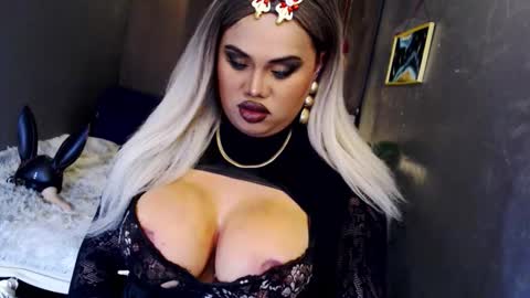 cellinekittcumerr online show from November 24, 6:40 pm