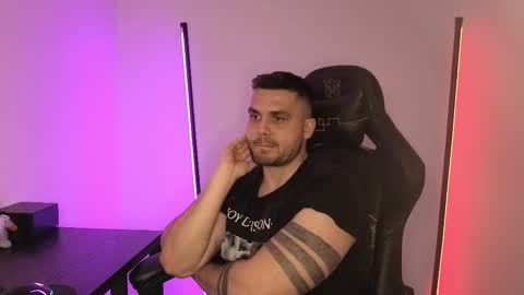 Octav online show from January 14, 1:28 pm