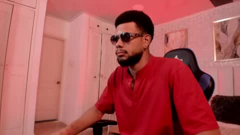 Snapshot of cero_khalifa chatting on April 14, 12:05 am cero khalifa online show from April 14, 12:05 am