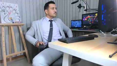 Snapshot of cesar_dant chatting on February 11, 4:56 pm Cesar online show from February 11, 4:56 pm