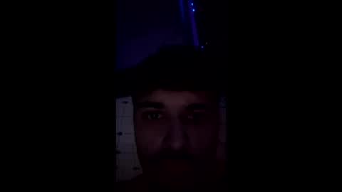 Snapshot of cezarthebreeder chatting on February 24, 10:19 pm cezarthebreeder online show from February 24, 10:19 pm