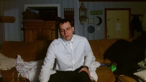 cguffey2284 online show from January 4, 5:27 am