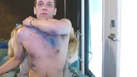 cguffey2284 online show from March 30, 2:29 pm