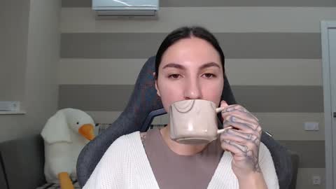 Kate online show from February 4, 6:36 am