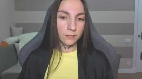 Snapshot of chabibiann chatting on April 18, 6:17 am Kate online show from April 18, 6:17 am