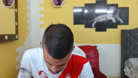 chacorta_ online show from April 1, 1:41 pm