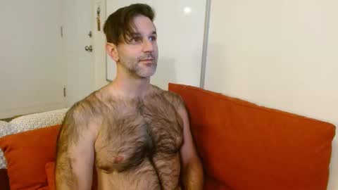 Snapshot of chadbacca chatting on November 4, 4:44 am Chadbacca online show from November 4, 4:44 am