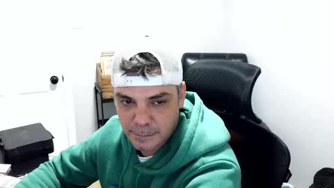 Snapshot of chadurmate chatting on November 1, 12:34 am chadurmate online show from November 1, 12:34 am