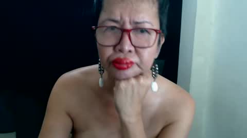 Snapshot of champaka123 chatting on June 25, 9:52 pm champaka online show from June 25, 9:52 pm