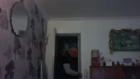 Champers online show from December 17, 12:54 pm