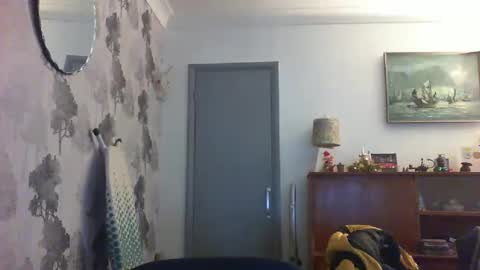 Champers online show from December 22, 2:03 pm