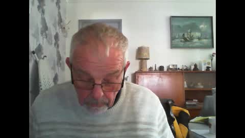 Snapshot of champers37 chatting on April 23, 1:13 pm Champers online show from April 23, 1:13 pm