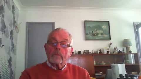 Snapshot of champers37 chatting on April 29, 11:03 am Champers online show from April 29, 11:03 am