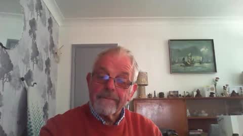 Snapshot of champers37 chatting on May 5, 9:06 am Champers online show from May 5, 9:06 am