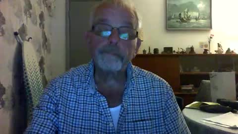 Snapshot of champers37 chatting on May 31, 8:43 pm Champers online show from May 31, 8:43 pm