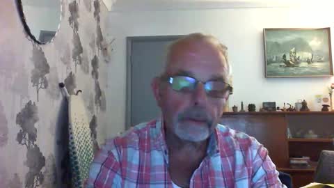 Snapshot of champers37 chatting on June 2, 2:19 pm Champers online show from June 2, 2:19 pm