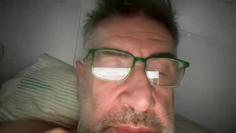 Snapshot of champsex305610 chatting on June 21, 1:08 am champsex305610 online show from June 21, 1:08 am