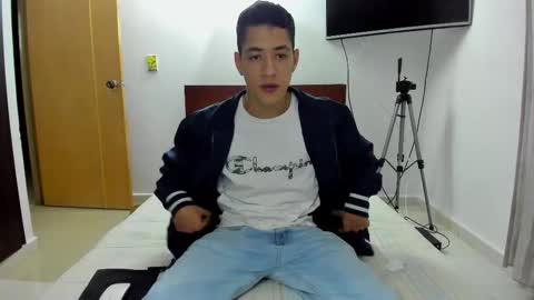 Kenji online show from November 17, 4:18 am