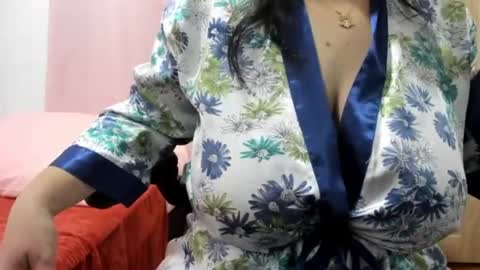 Snapshot of chanell15 chatting on July 3, 7:53 pm Fabi online show from July 3, 7:53 pm