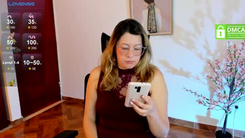 Snapshot of chanell_taylor_ chatting on January 14, 12:56 pm chanell online show from January 14, 12:56 pm