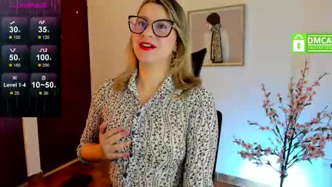 Snapshot of chanell_taylor_ chatting on February 11, 9:31 am chanell online show from February 11, 9:31 am