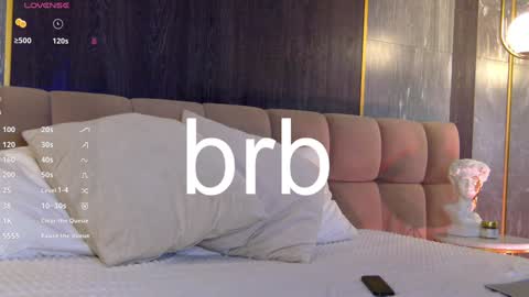 Chanel online show from January 31, 11:46 am