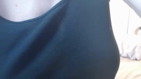 Snapshot of chanelnoirts chatting on February 8, 3:32 am Chanel online show from February 8, 3:32 am