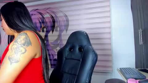 Snapshot of chanelwill chatting on February 17, 12:01 pm Chanel online show from February 17, 12:01 pm