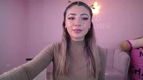 Snapshot of channel_blonde_a chatting on February 17, 4:48 pm channel_blonde_a online show from February 17, 4:48 pm