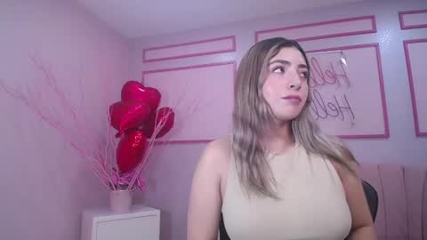 Snapshot of channel_blonde_a chatting on February 25, 4:31 pm channel_blonde_a online show from February 25, 4:31 pm