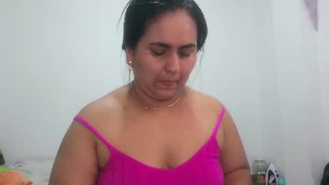 chantal1415 online show from May 31, 2:31 am