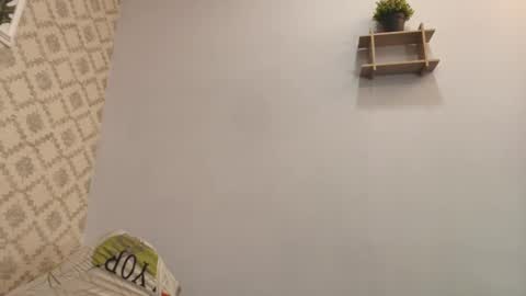 Raquel  online show from March 3, 12:05 pm