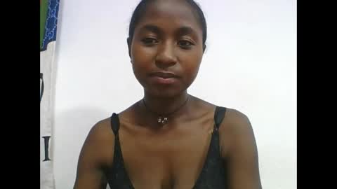 chantale483461 online show from March 10, 6:29 am