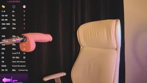 Chantall online show from October 25, 4:53 am