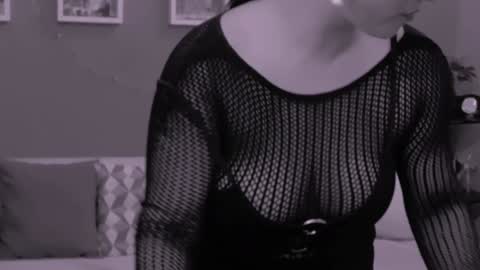 The Queen online show from January 11, 6:56 am