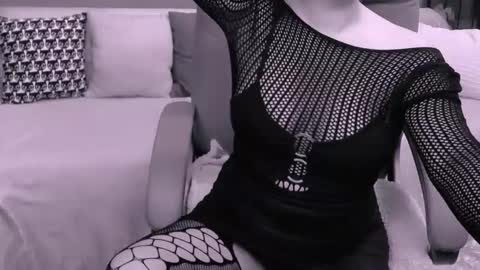 The Queen online show from February 16, 4:53 am