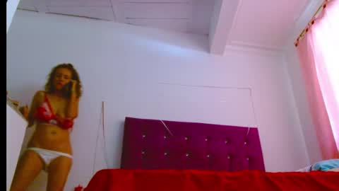 Snapshot of chantalsemenova2023 chatting on January 14, 6:49 pm chantal sweety and horny latina for u online show from January 14, 6:49 pm