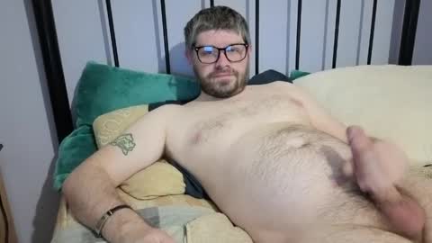 Snapshot of chaosdaddave chatting on May 8, 11:32 pm David online show from May 8, 11:32 pm