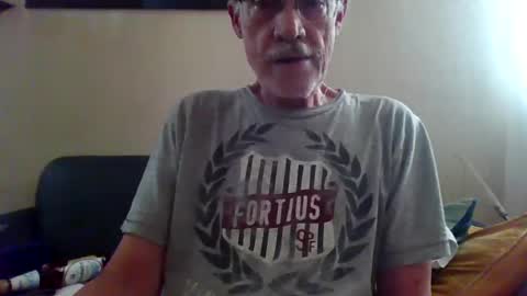 Snapshot of chapsmaster chatting on July 6, 3:25 pm Chapsmaster online show from July 6, 3:25 pm